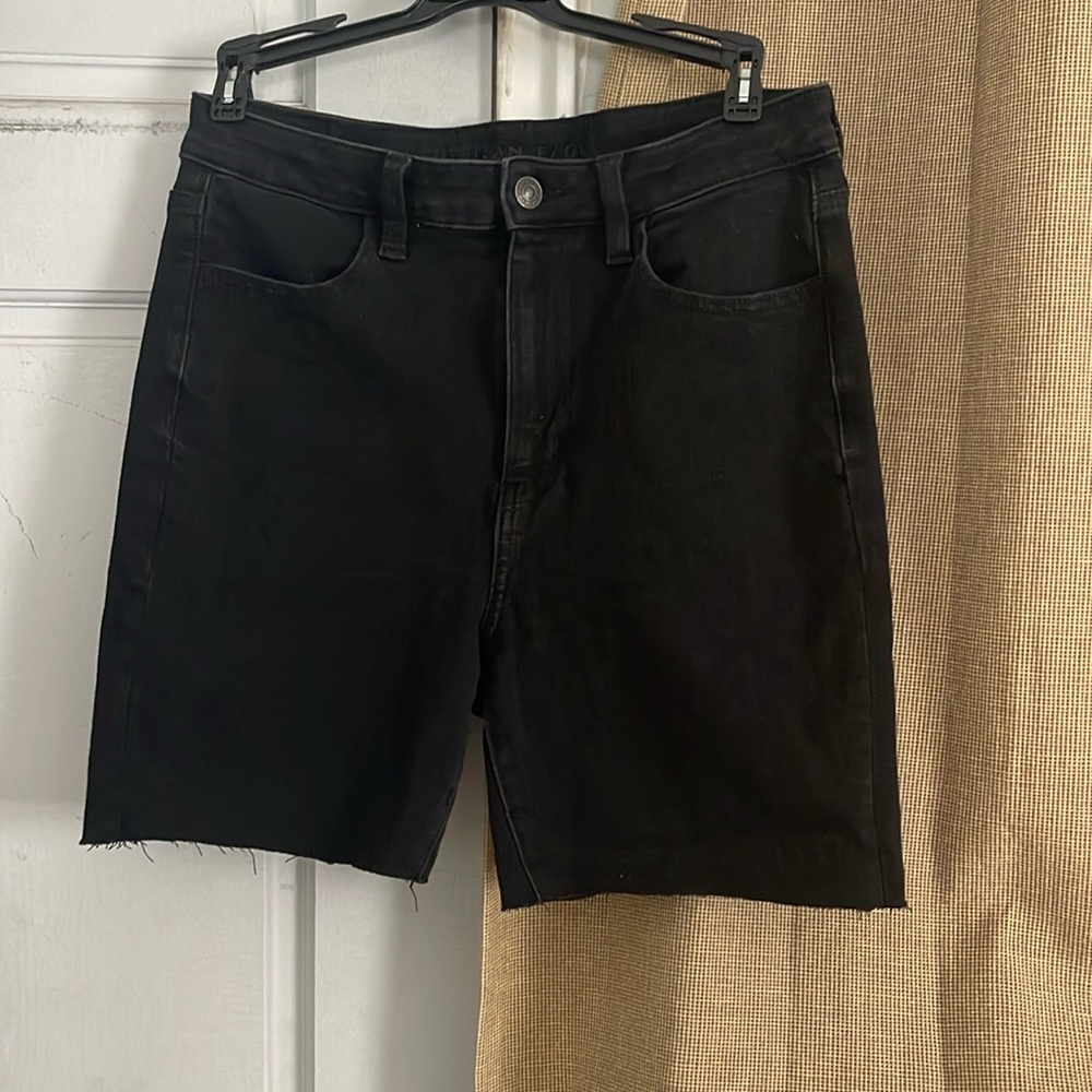 American Eagle 360 next level stretch black shorts size 10